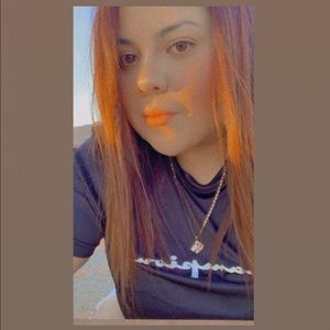 Meet your Posher, Perla